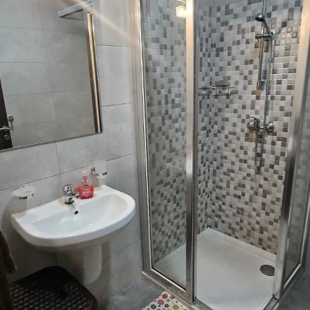 Elegant Near Valletta J2 *