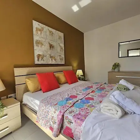 Elegant Near Valletta J2 * Gzira