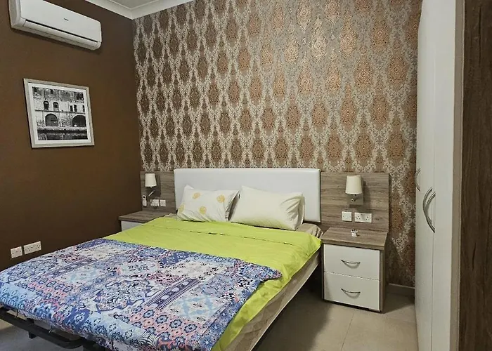 Апартаменты Elegant Near Valletta J2 *